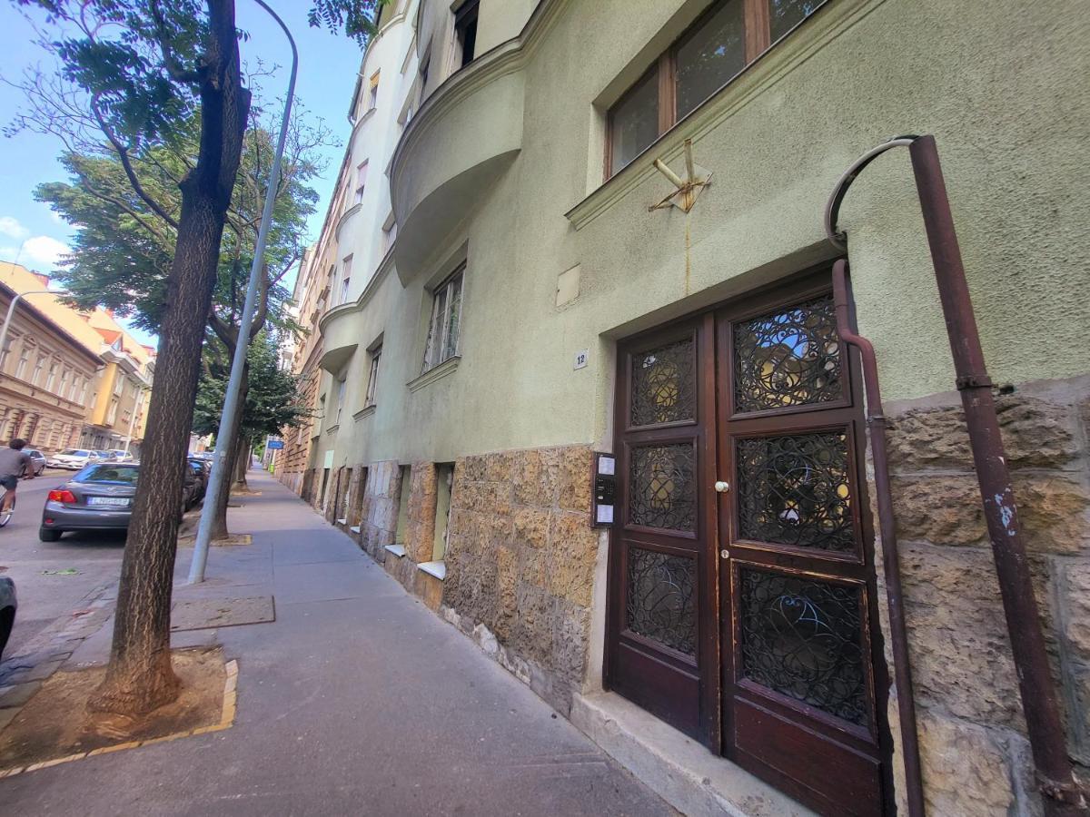Apartamento Cosy Apartman By The Castle Budapest Exterior foto